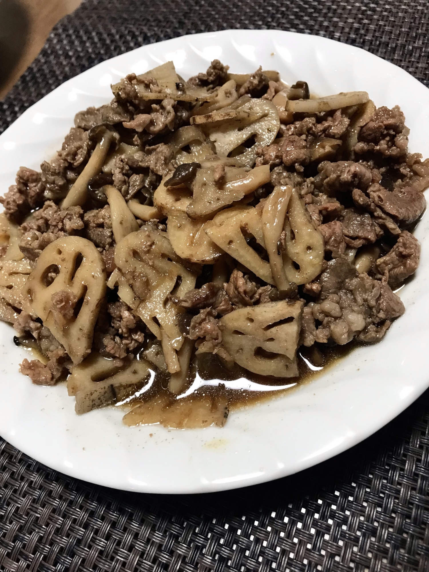 めんつゆで簡単！牛肉と蓮根のしぐれ煮❗️