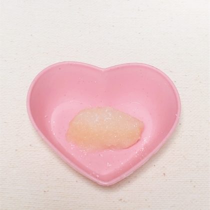 林檎の木ちゃん♪りんごのグミキャンディを作りました˚✧₊⁎健康おやつにぴったりとっても美味しいですね♪٩（⚈̤‿⚈̤ ）۶