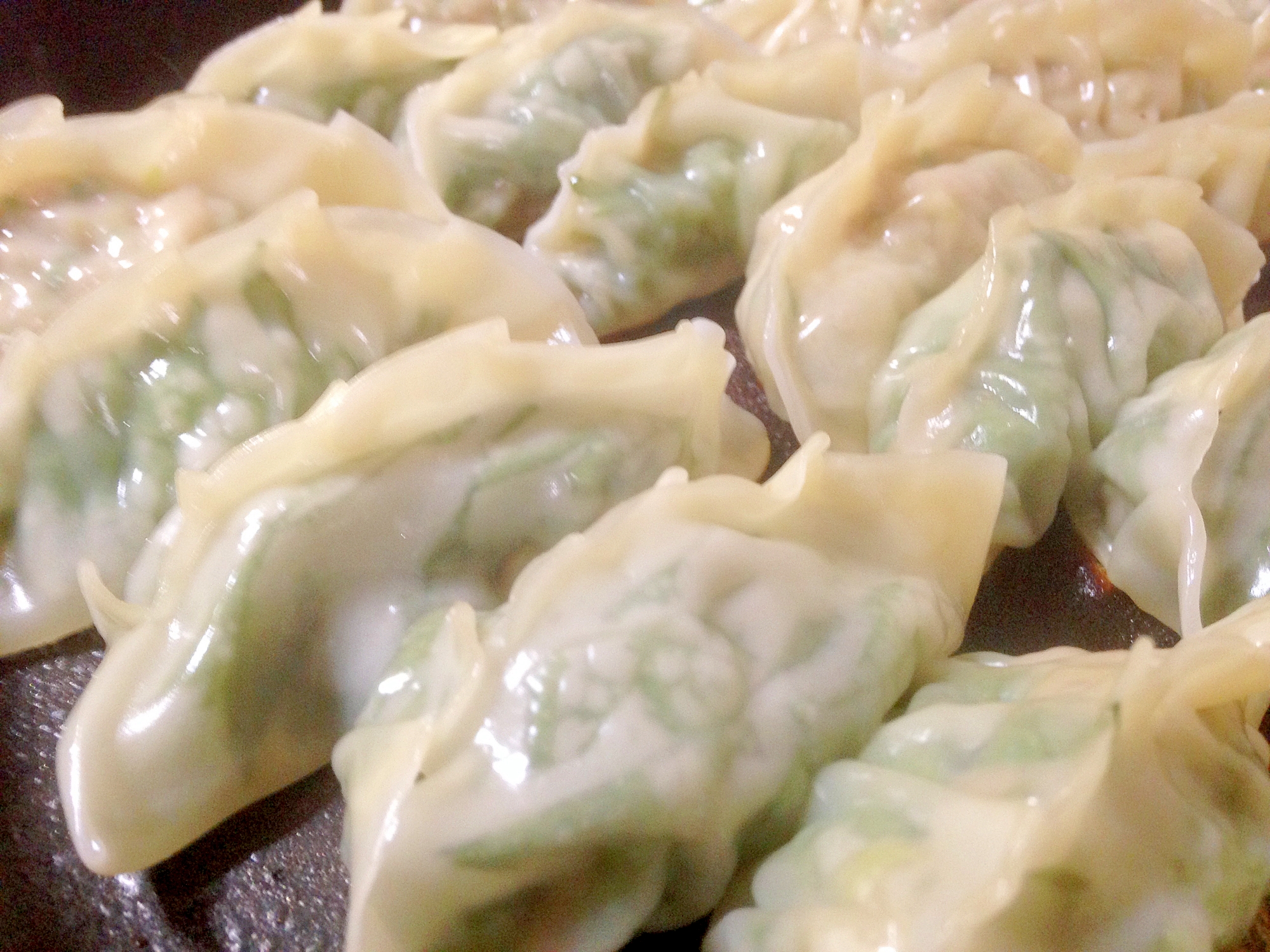 サッパリ!大葉入り餃子。アクセントに!