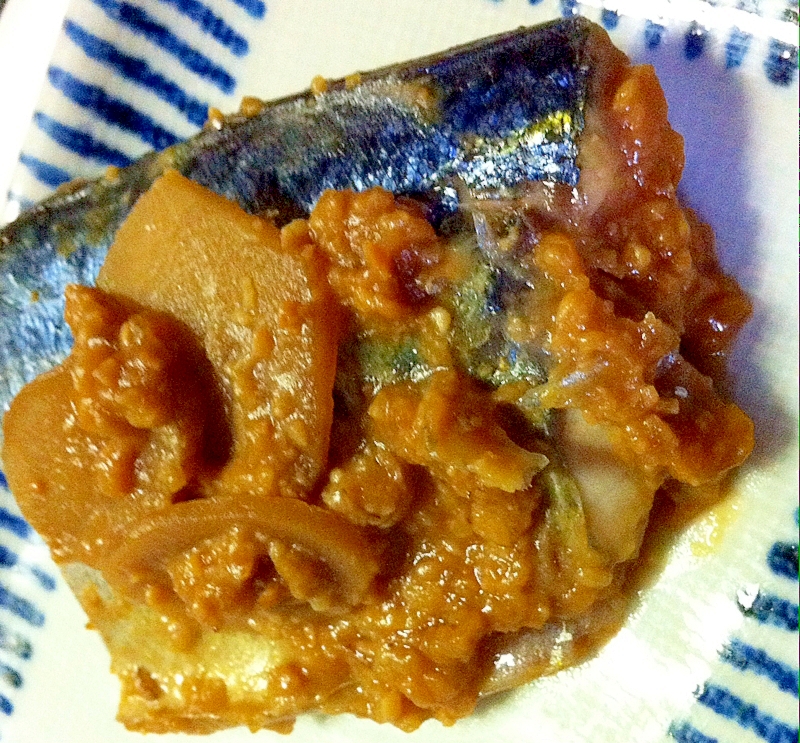 ごま鯖　蜂蜜生姜と味噌煮