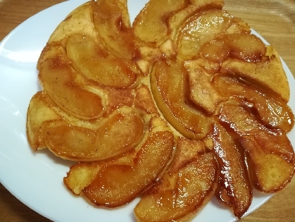 味薄のスカスカなりんごを使いましたがしっかり甘み味が染みてgood♪
美味しく作れました。