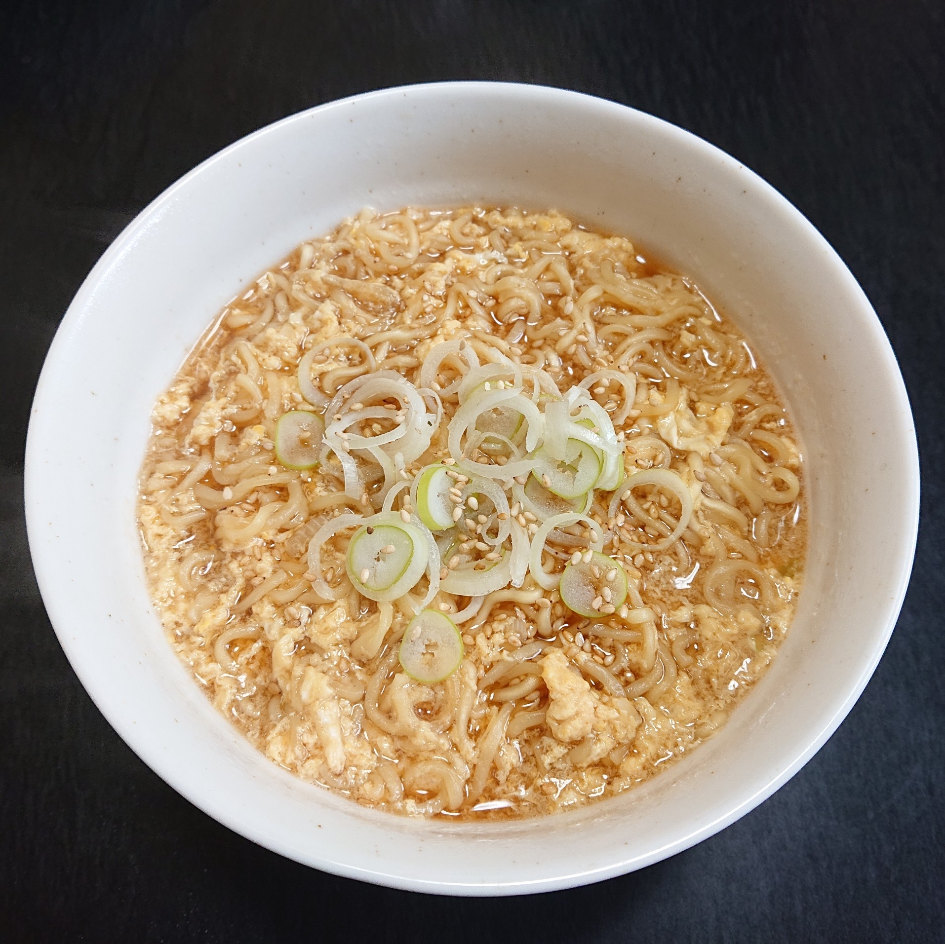 インスタントで☆ネギネギかきたま味噌ラーメン