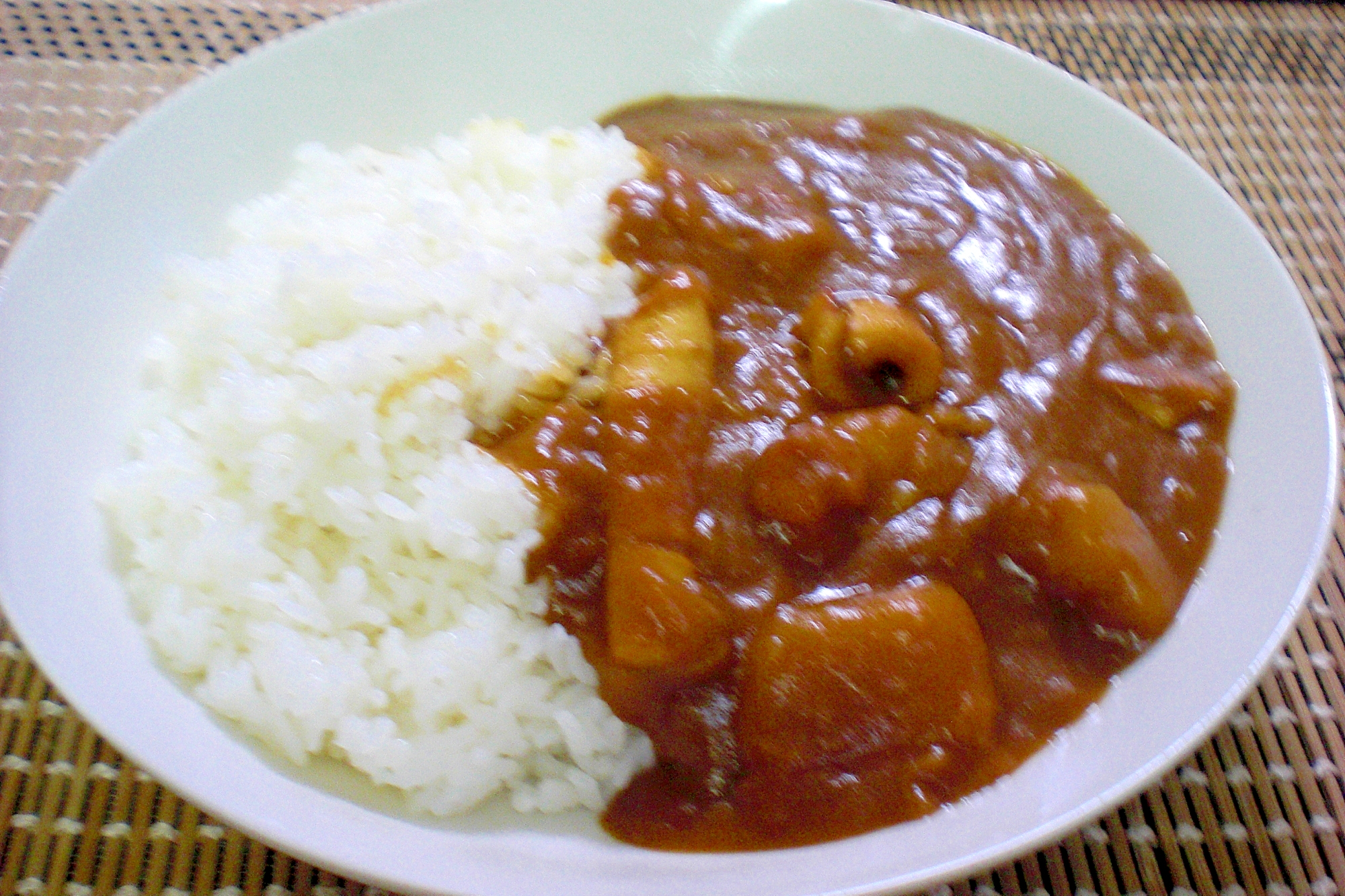 隠し味が決めて！シーフードカレー