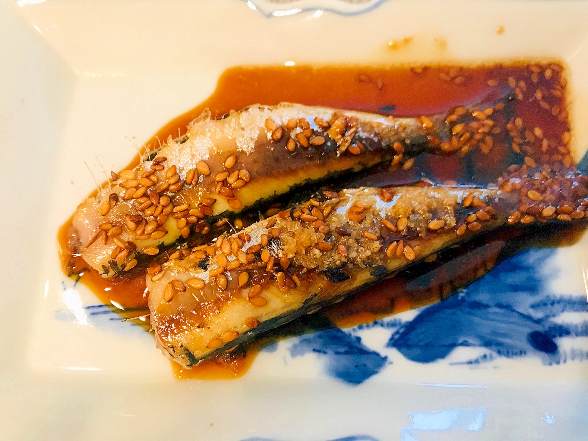 鰯の丸干しのごま焼き