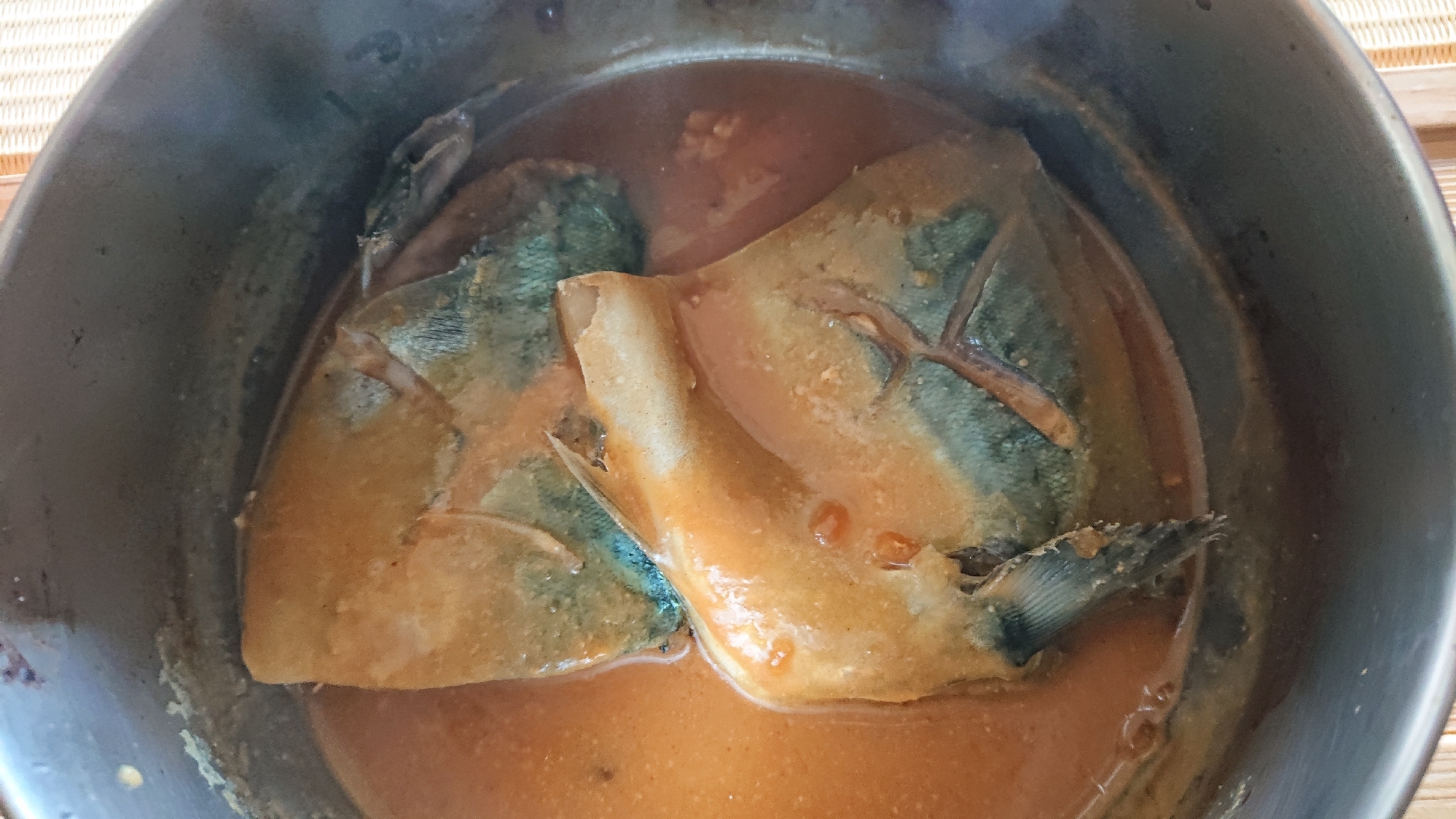 柚子たっぷり鯖の味噌煮