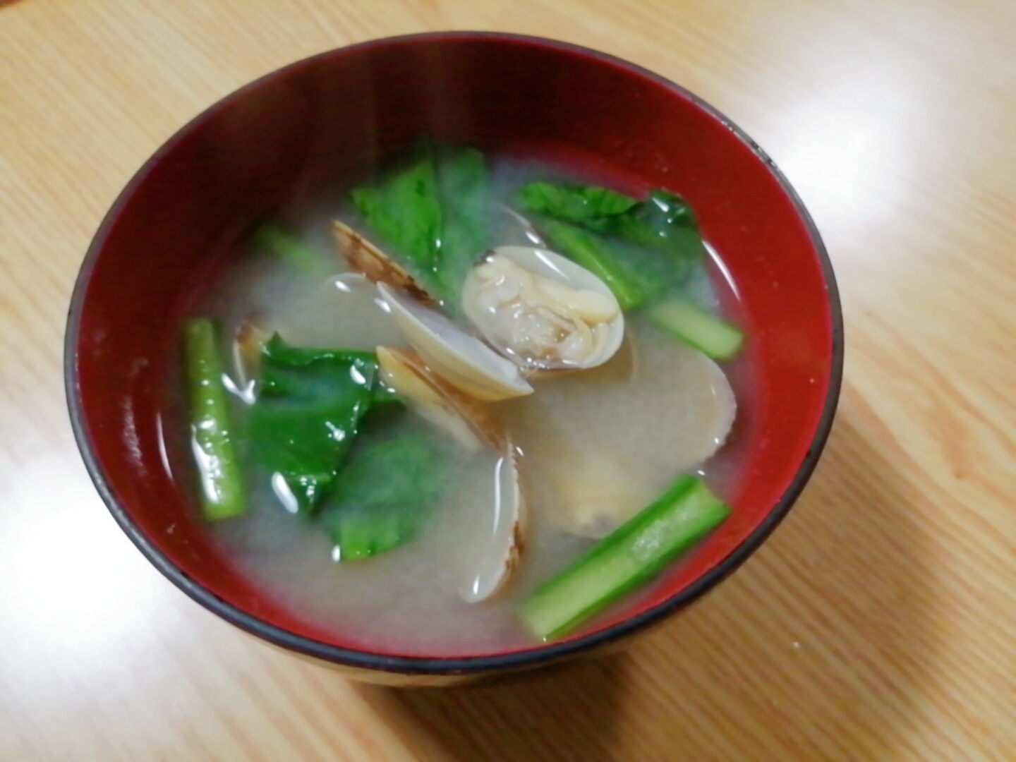 鉄分補給☆あさりと小松菜の味噌汁
