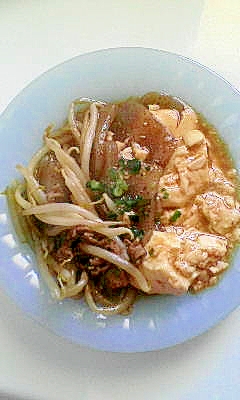 コンヤクともやしの炒め物