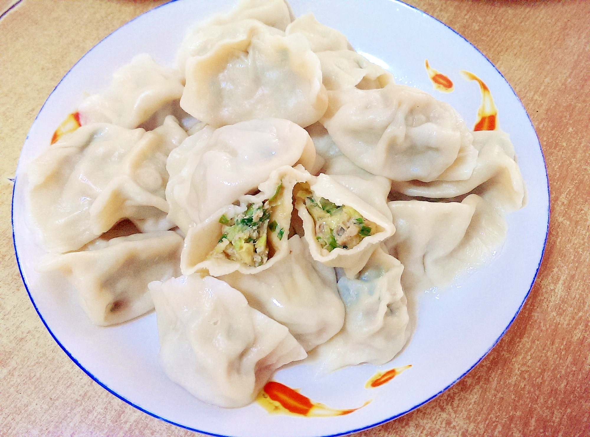 豚肉とニラとキャベツの水餃子 レシピ 作り方 By はかせ55 楽天レシピ 豚肉とニラとキャベツの水餃子 レシピ 作り方 By はかせ55 楽天レシピ