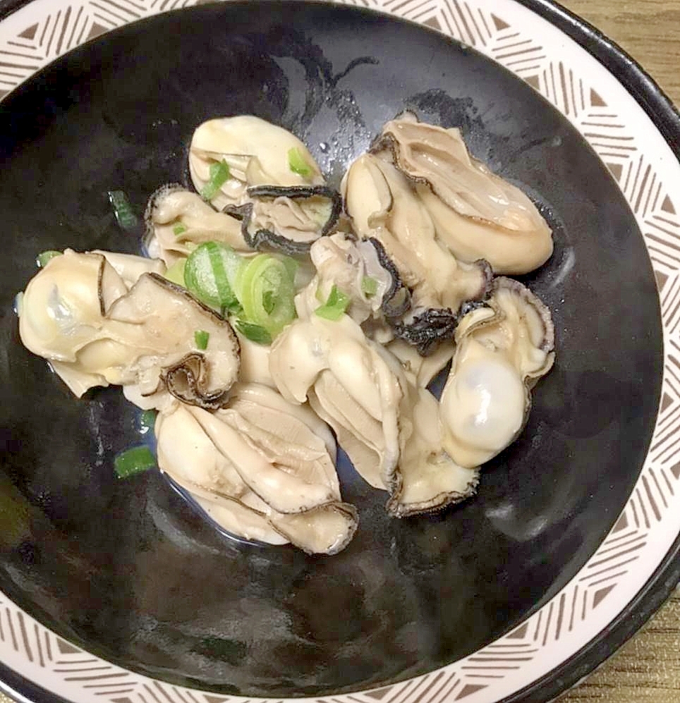 フライパンで簡単!牡蠣の酒蒸し