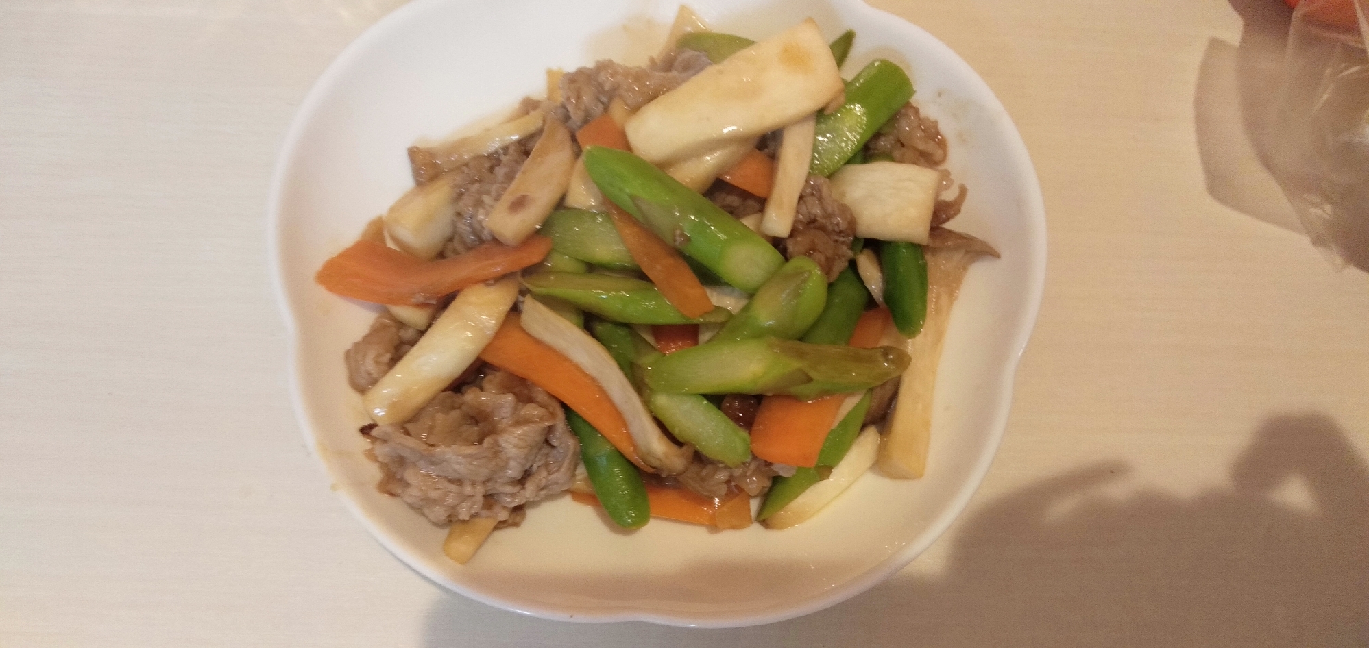 アスパラとエリンギと牛肉のオイスター炒め レシピ 作り方 By みぃめろでぃ 楽天レシピ