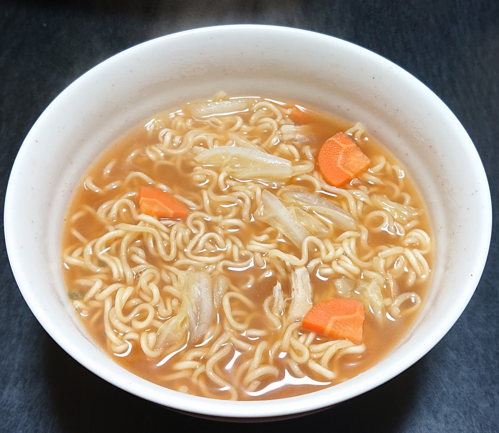 伝統的なサッポロ一番みそラーメン