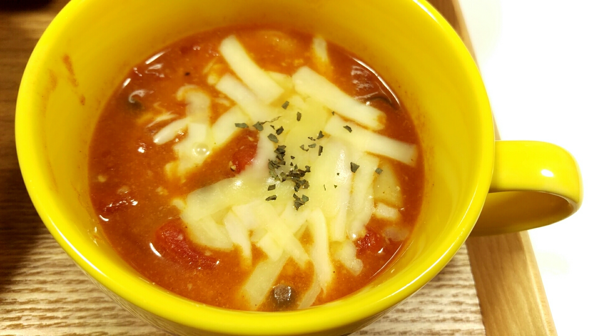 カレー風味のトマトグラタンスープ
