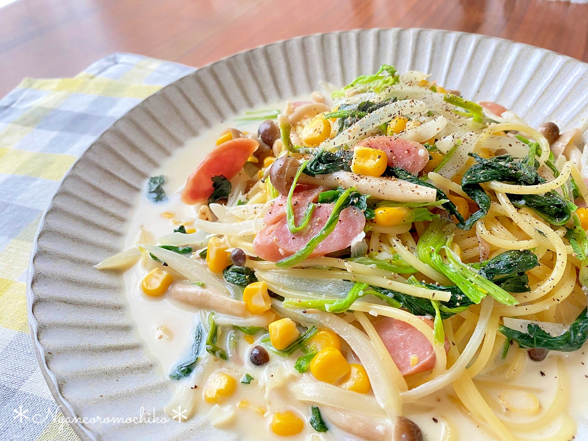 簡単〜っ♡ほうれん草の豆乳スープパスタ