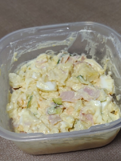 サラダチキン入りポテトサラダ