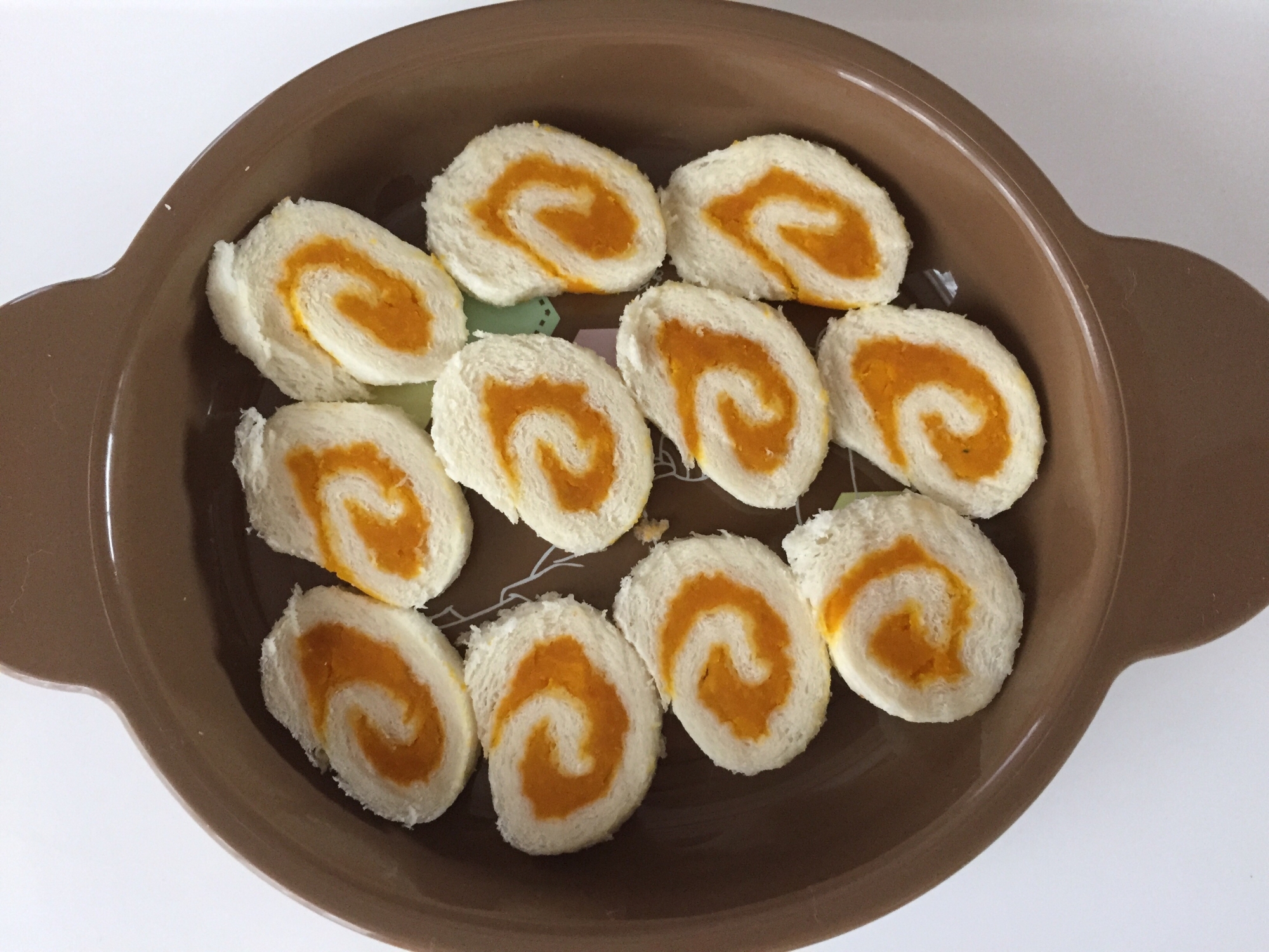 離乳食後期 食パンのかぼちゃロール レシピ 作り方 By のん 楽天レシピ