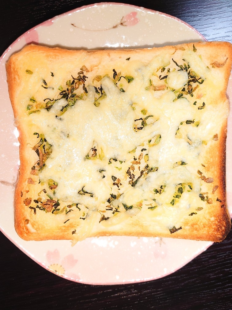 青菜ごはんのもとひろしのチーズトースト