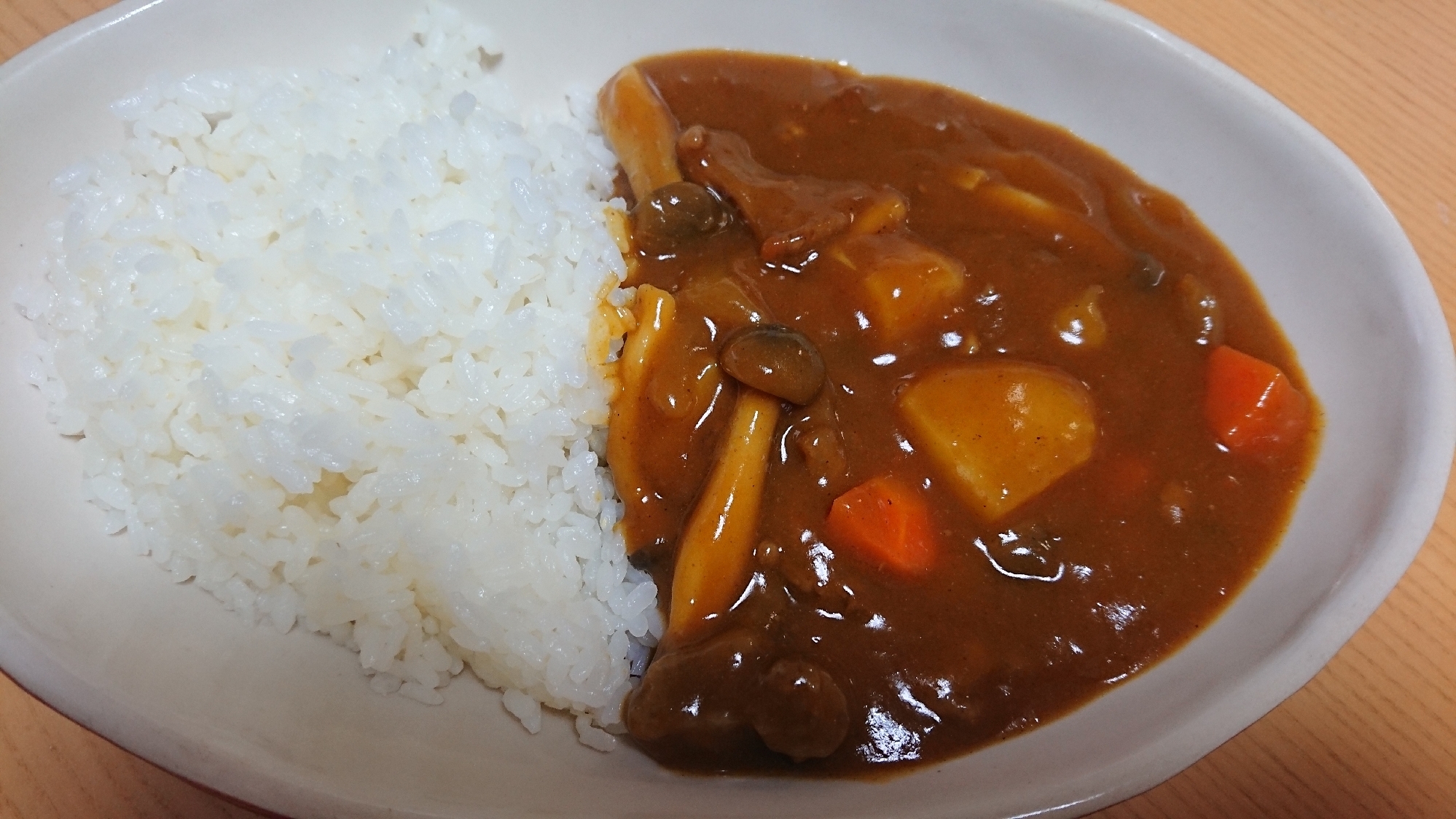 ナポリタンソースを使った牛すじカレー！