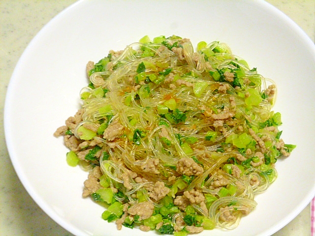 簡単♪豚ひき肉と大根の葉の春雨の中華炒め