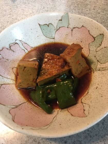 めんつゆで　がんもどきと獅子唐の煮物