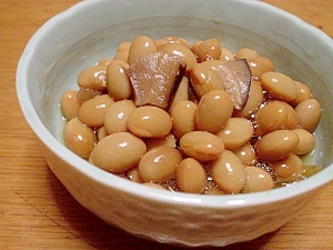 大豆と椎茸の煮物