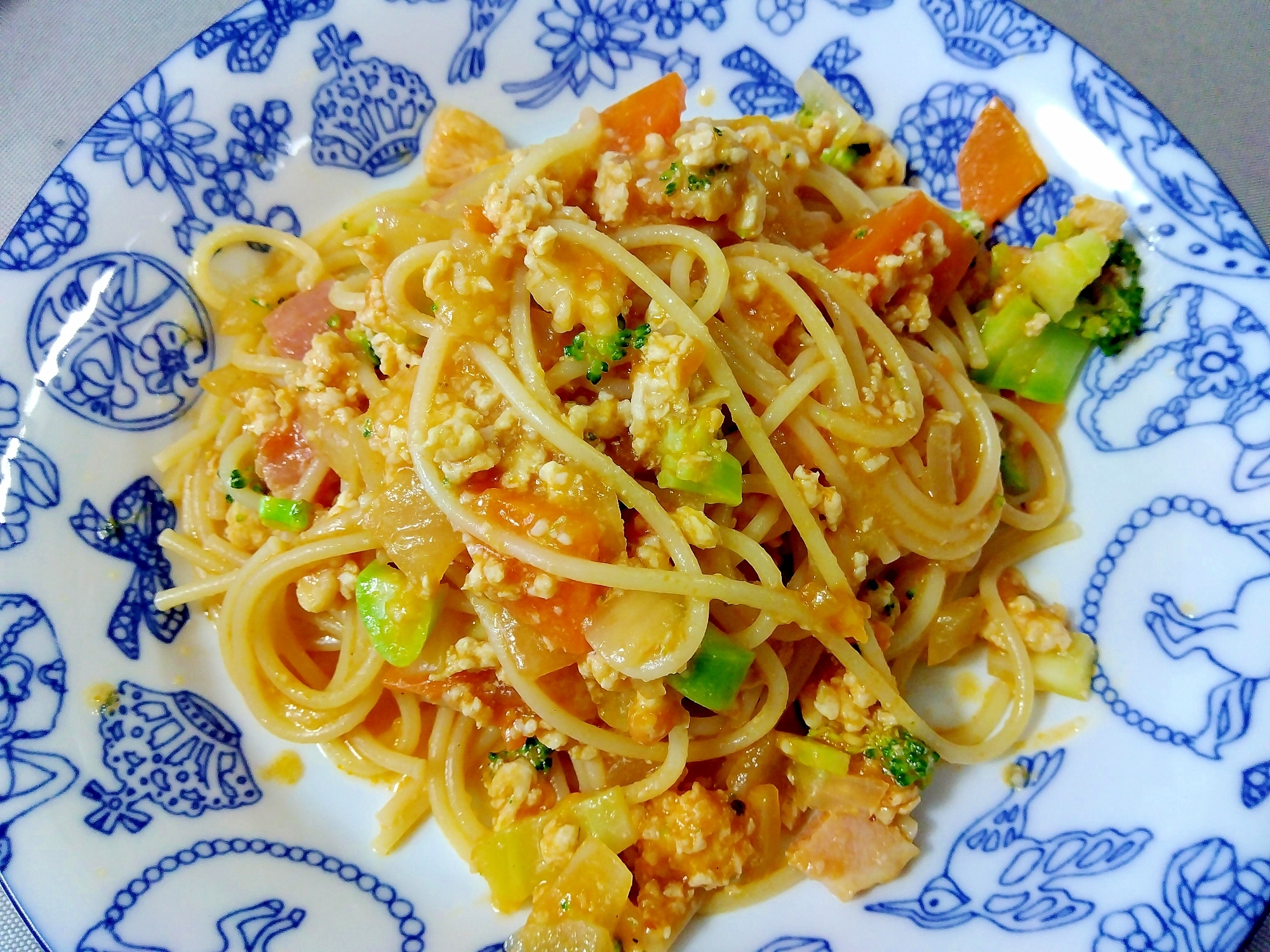 鶏ひき肉と具だくさん野菜のパスタ＋＋