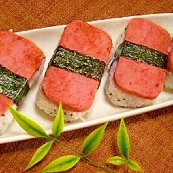 スパムおにぎり レシピ 作り方 By ブルーボリジ 楽天レシピ スパムおにぎり レシピ 作り方 By ブルーボリジ 楽天レシピ