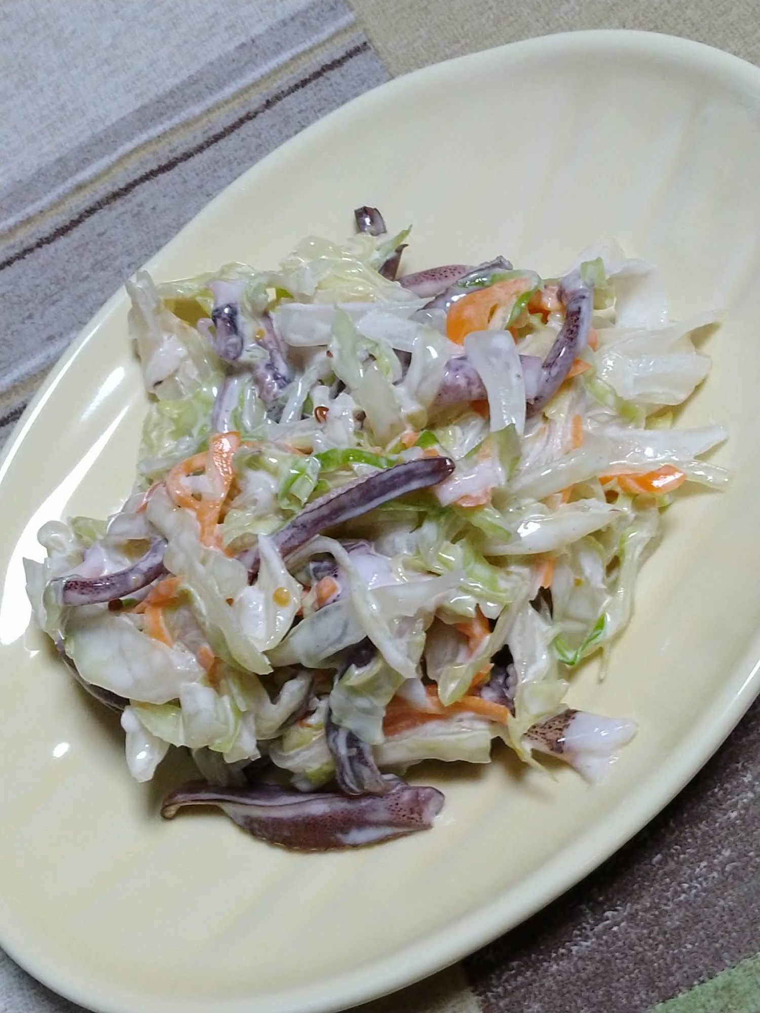 シャキシャキで美味しい!イカサラダ