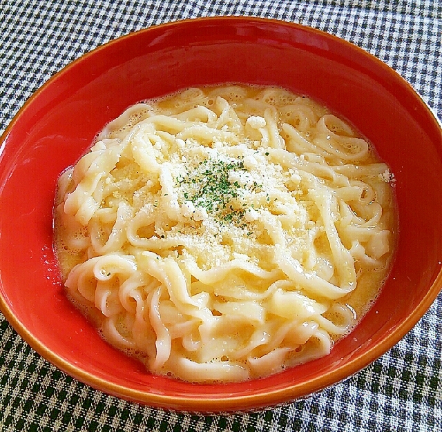 粉チーズde釜たまうどん