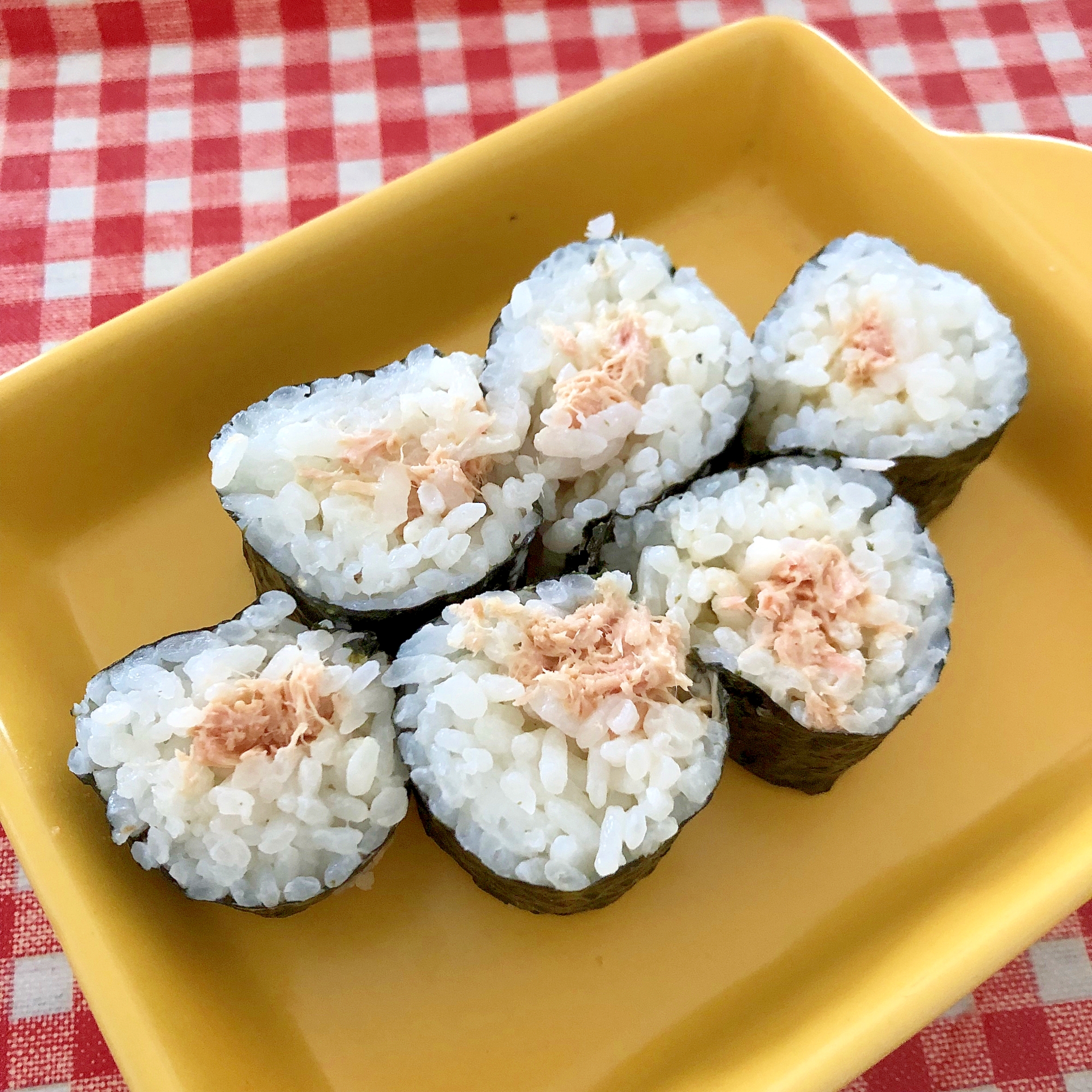 わさび入りのツナマヨの海苔巻き☆