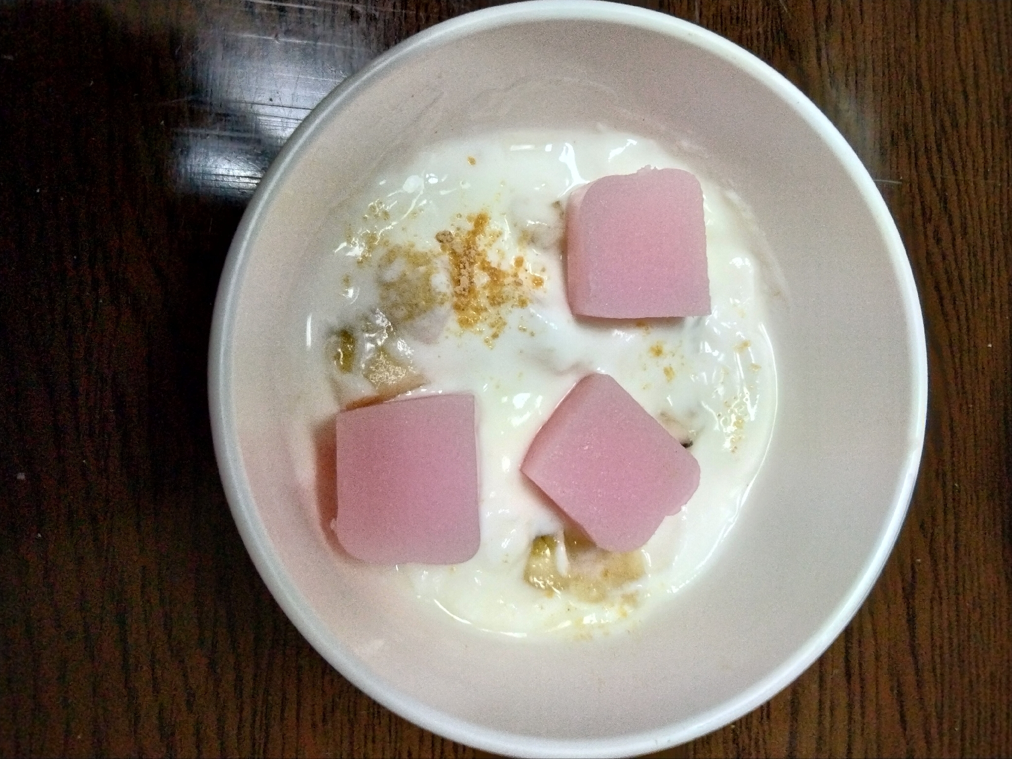 今日のヨーグルト♡バナナ混ぜて外郎のせて