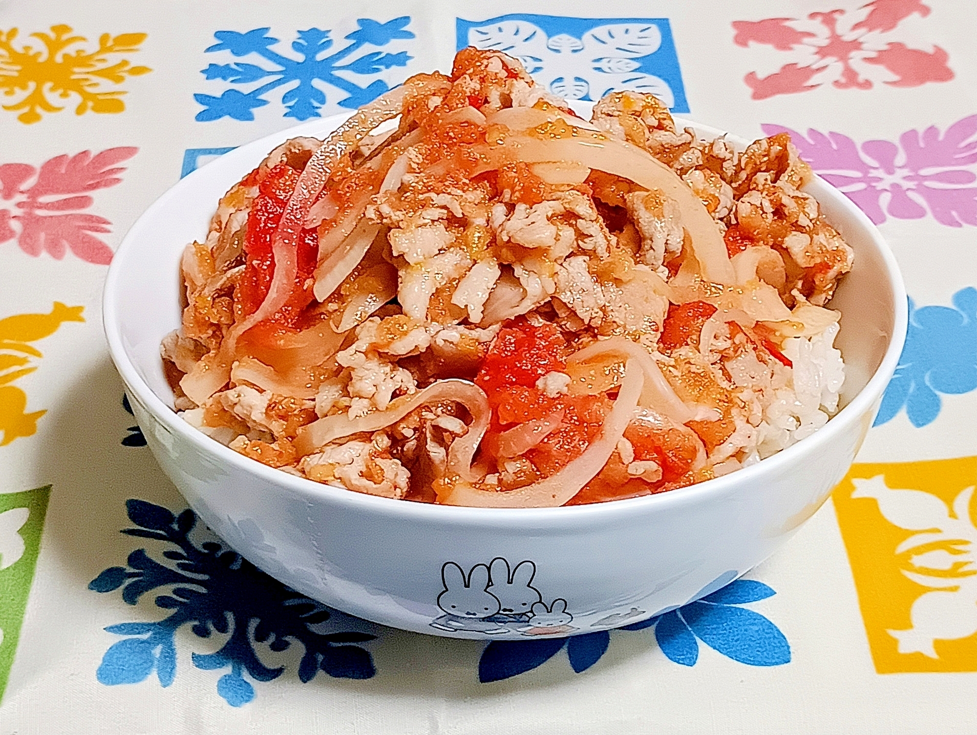 【無水調理】新玉ねぎで梅トマト豚丼