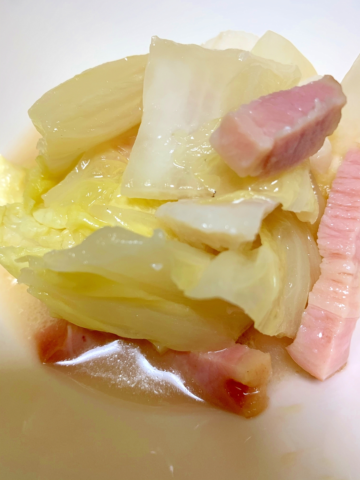 鱈と白菜とベーコンのバター蒸し