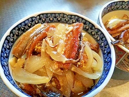 穴子丼　（市販の穴子の蒲焼を使ってお手軽に）