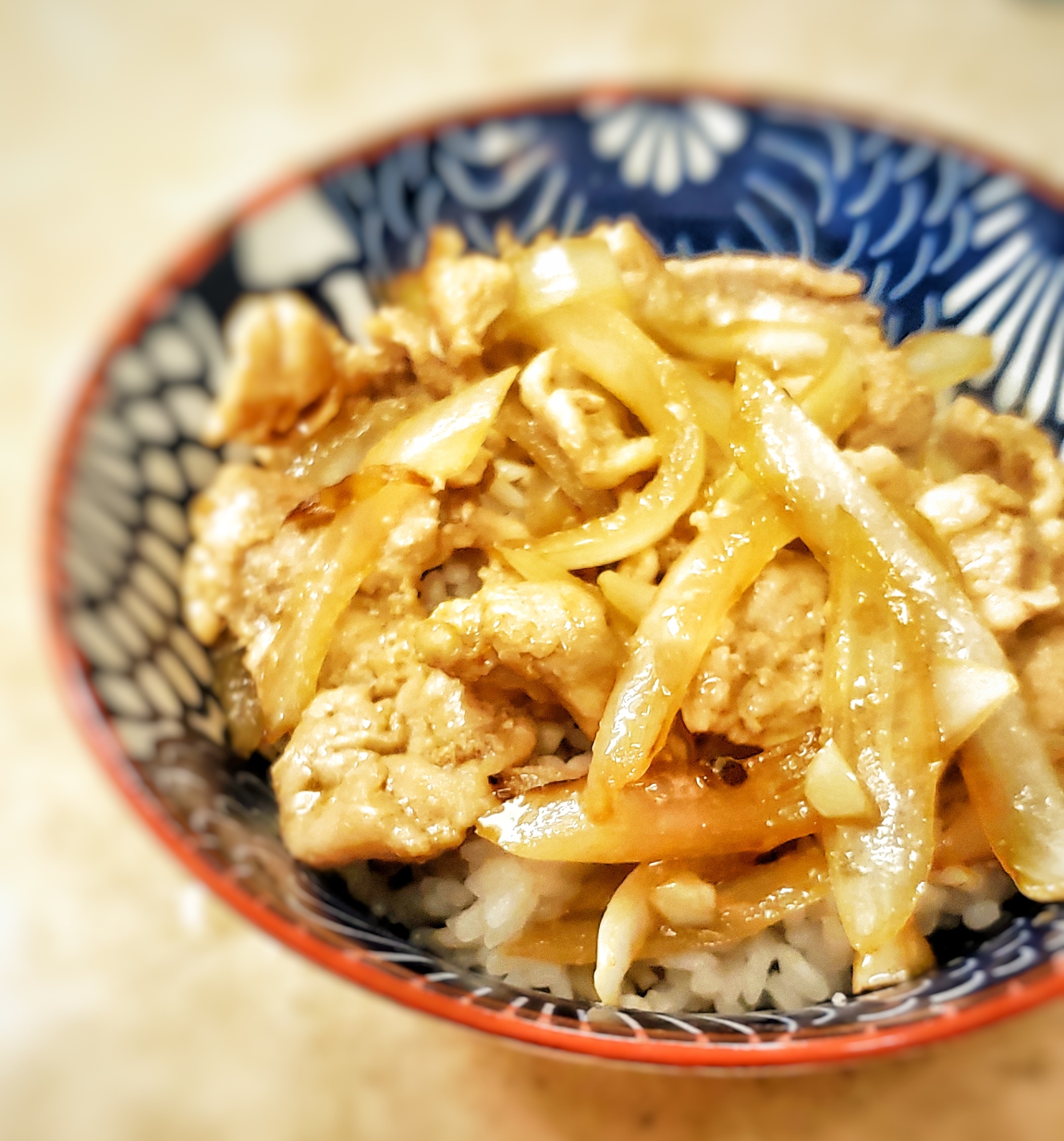 余ったチャーシューのタレで♩豚丼