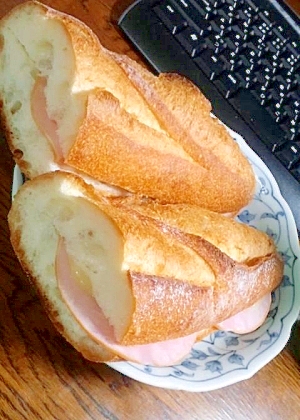 カチョカバロのサンドイッチ