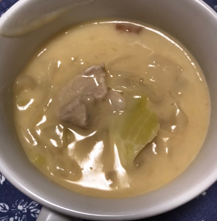 豚こま肉とキャベツのクリームシチュー