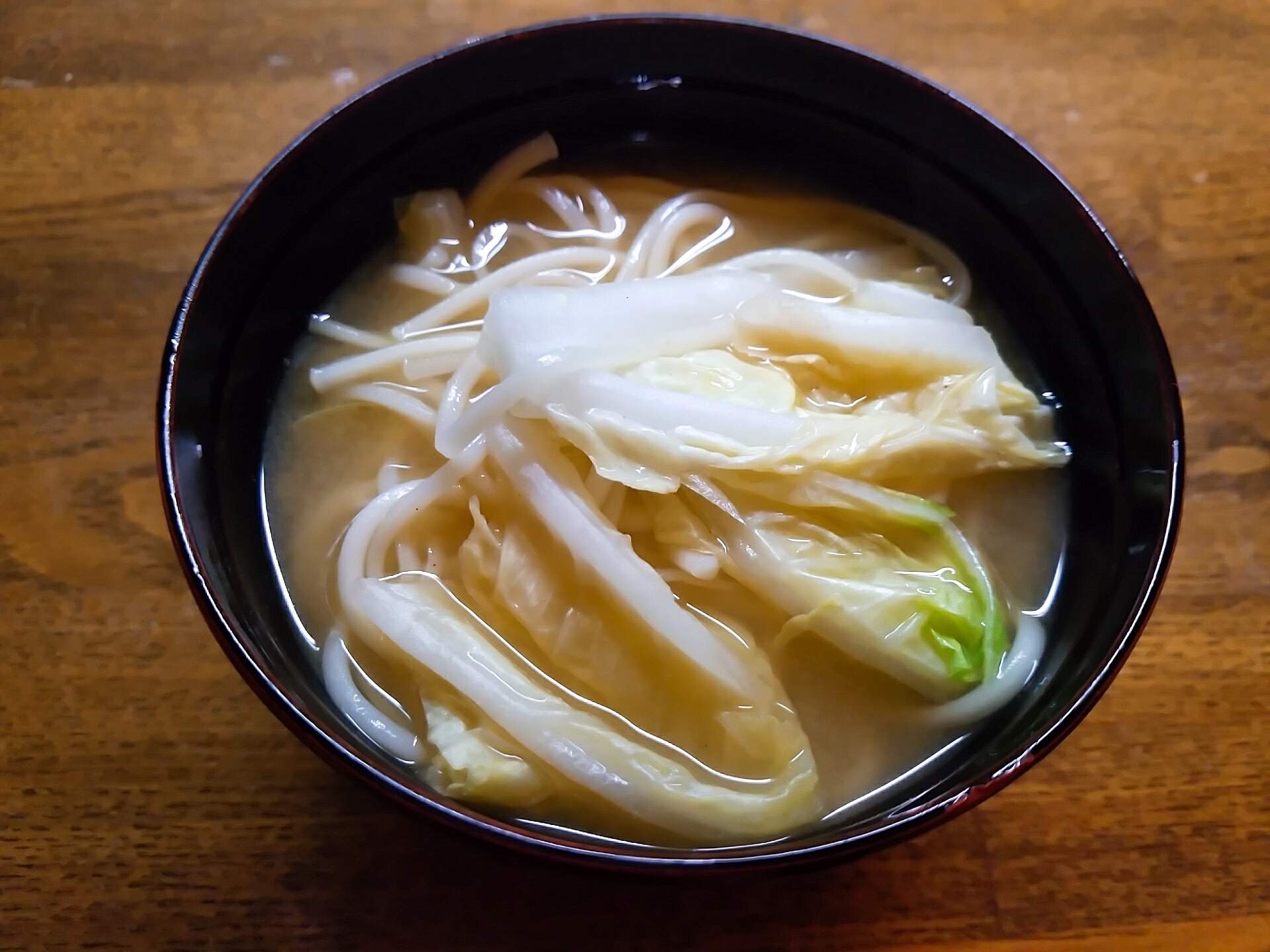 白菜と素麺の味噌汁