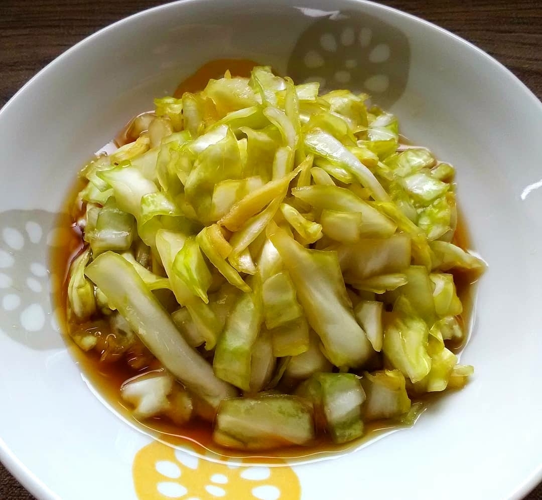 キャベツの麺つゆ浅漬け