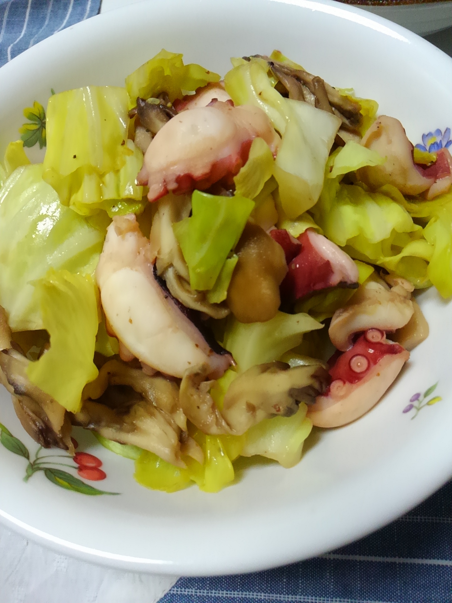 タコとキャベツのペペロン炒め レシピ 作り方 By 1つ 楽天レシピ