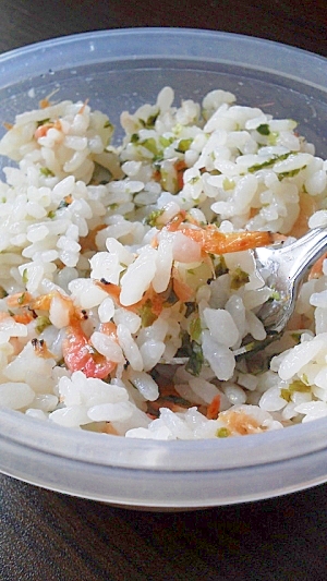 幼児食 桜えびとあおさの栄養満点ごはん レシピ 作り方 By ここりん11 楽天レシピ