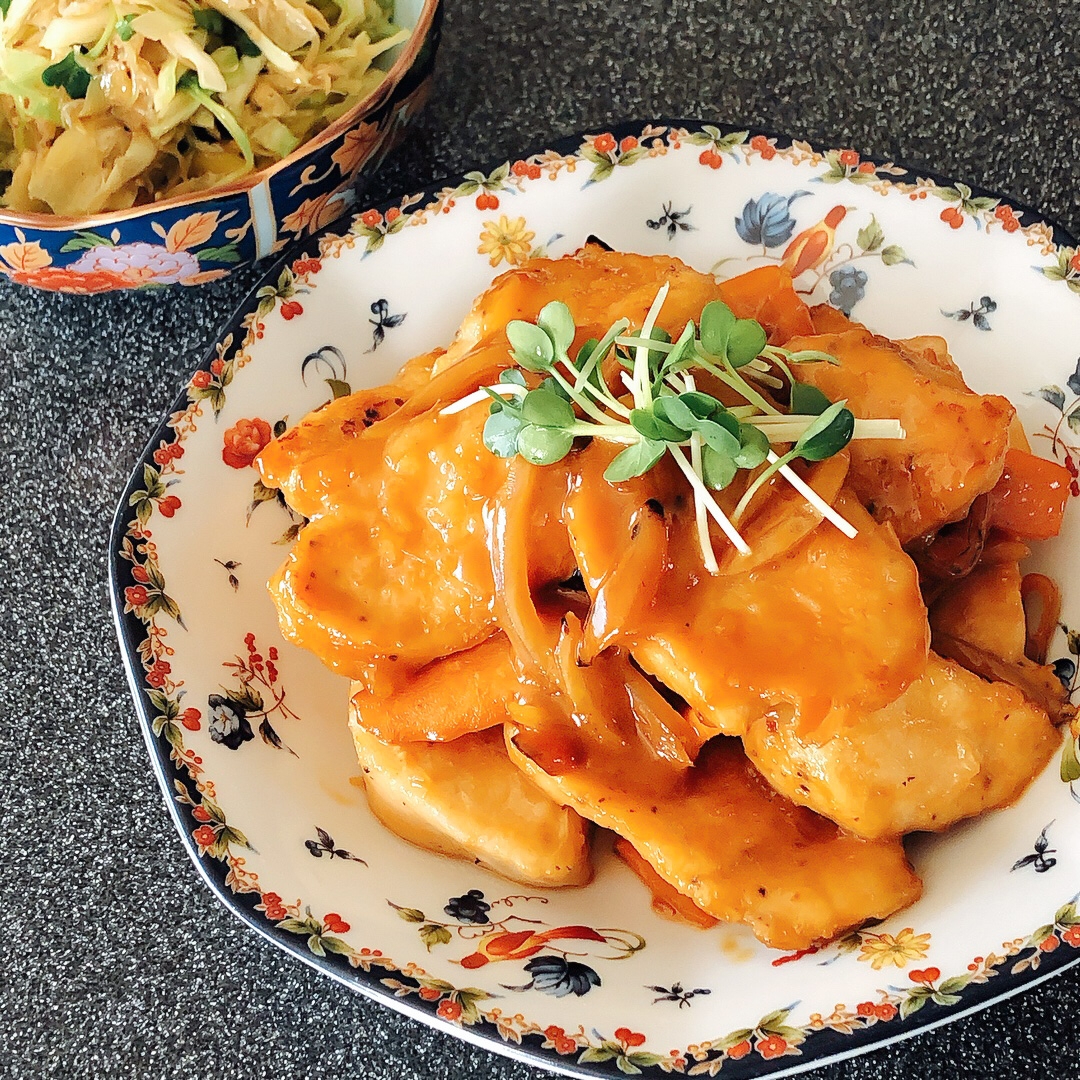 ごはんがすすむ！とりむね肉のこっくり生姜焼き風♪