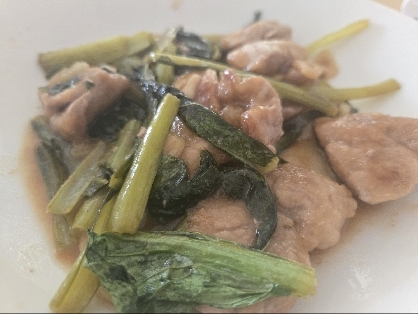 豚ヒレ肉と小松菜のニンニク醤油炒め