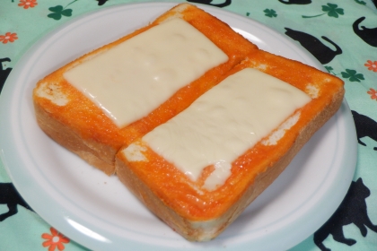 チーズのオーロラソーストースト