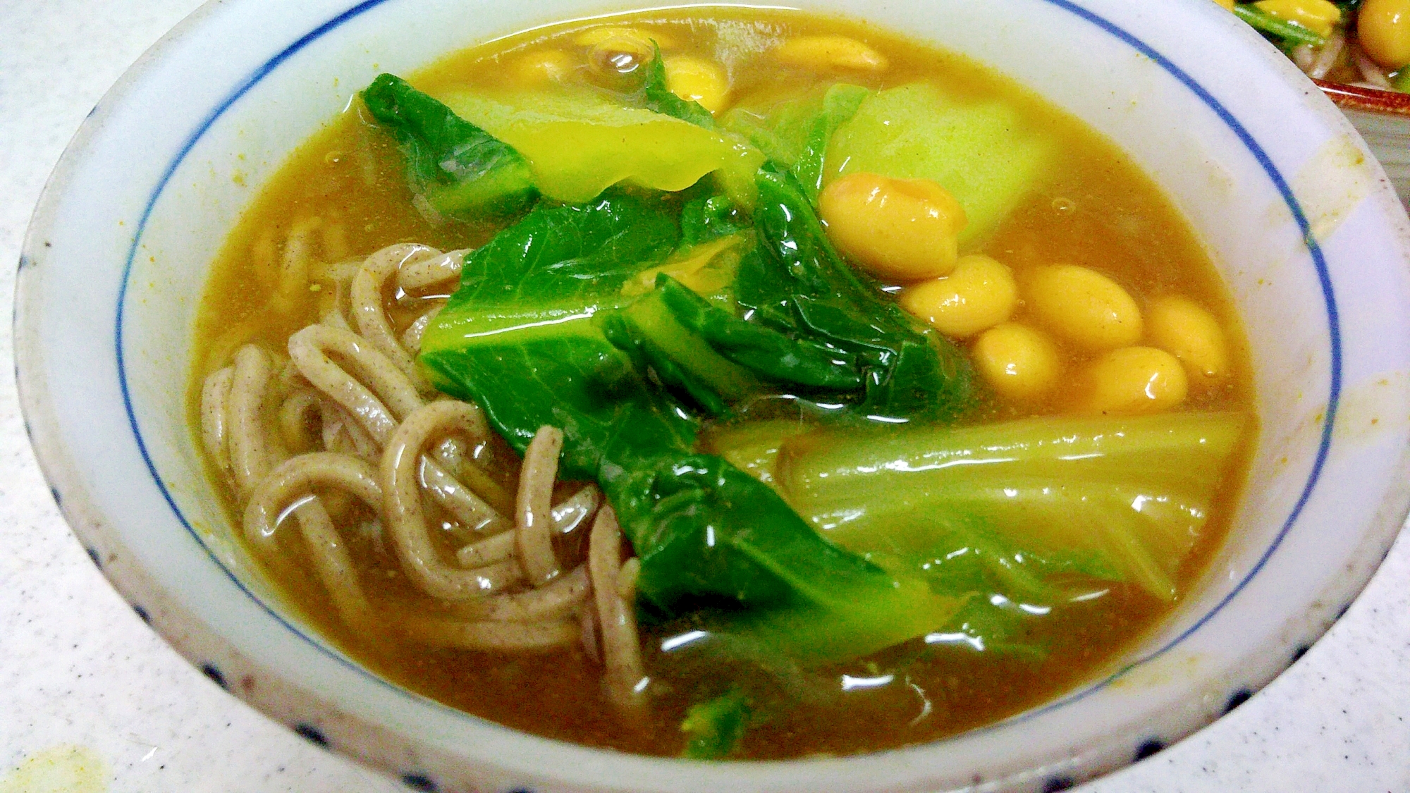 大豆と白菜のカレー蕎麦