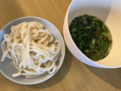 メインはニラ！ニラたっぷりのつけうどん★