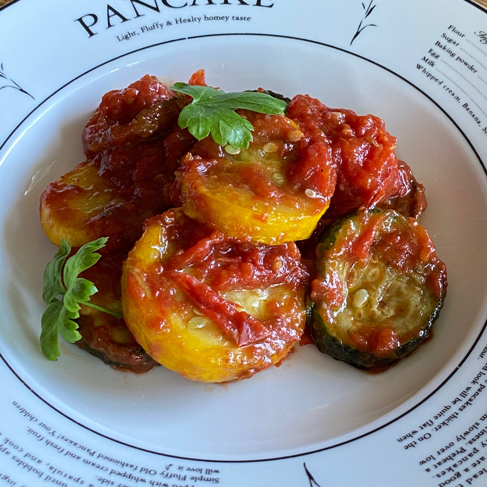 ズッキーニとトマトのラタトゥイユ風 レシピ 作り方 By ゆみたろう 目指せ細マッチョ 楽天レシピ ズッキーニとトマトのラタトゥイユ風 レシピ 作り方 By ゆみたろう 目指せ細マッチョ 楽天レシピ