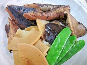 たけのことなまり節の煮物