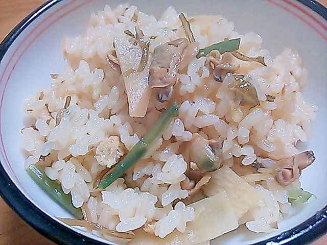 あさりむき身と山菜ミックス簡単炊き込みご飯(＾＾）