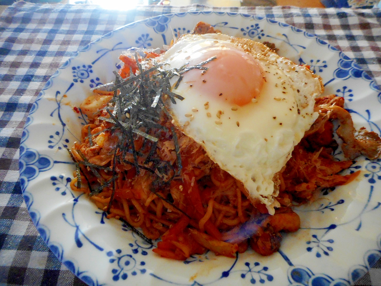 人参たっぷりピリ辛焼きそば