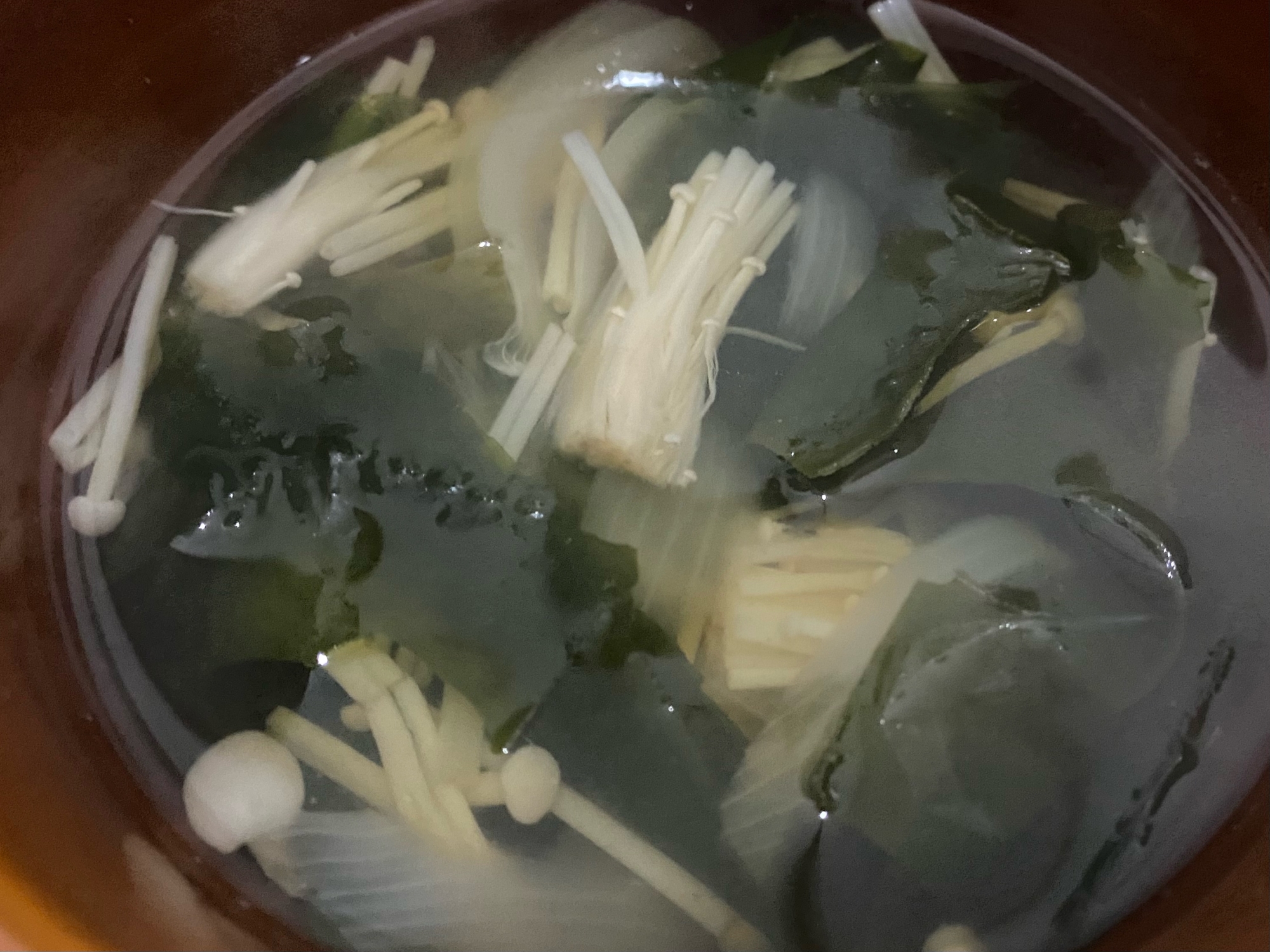 えのきとわかめのすまし汁